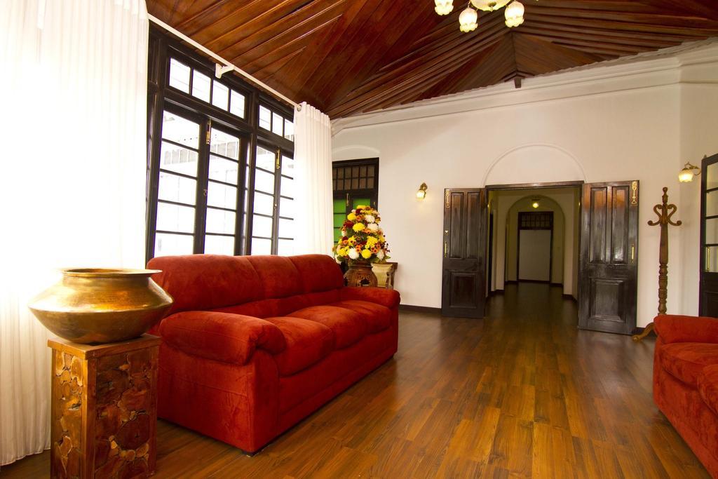 Serene Villa Nuwara Eliya Buitenkant foto
