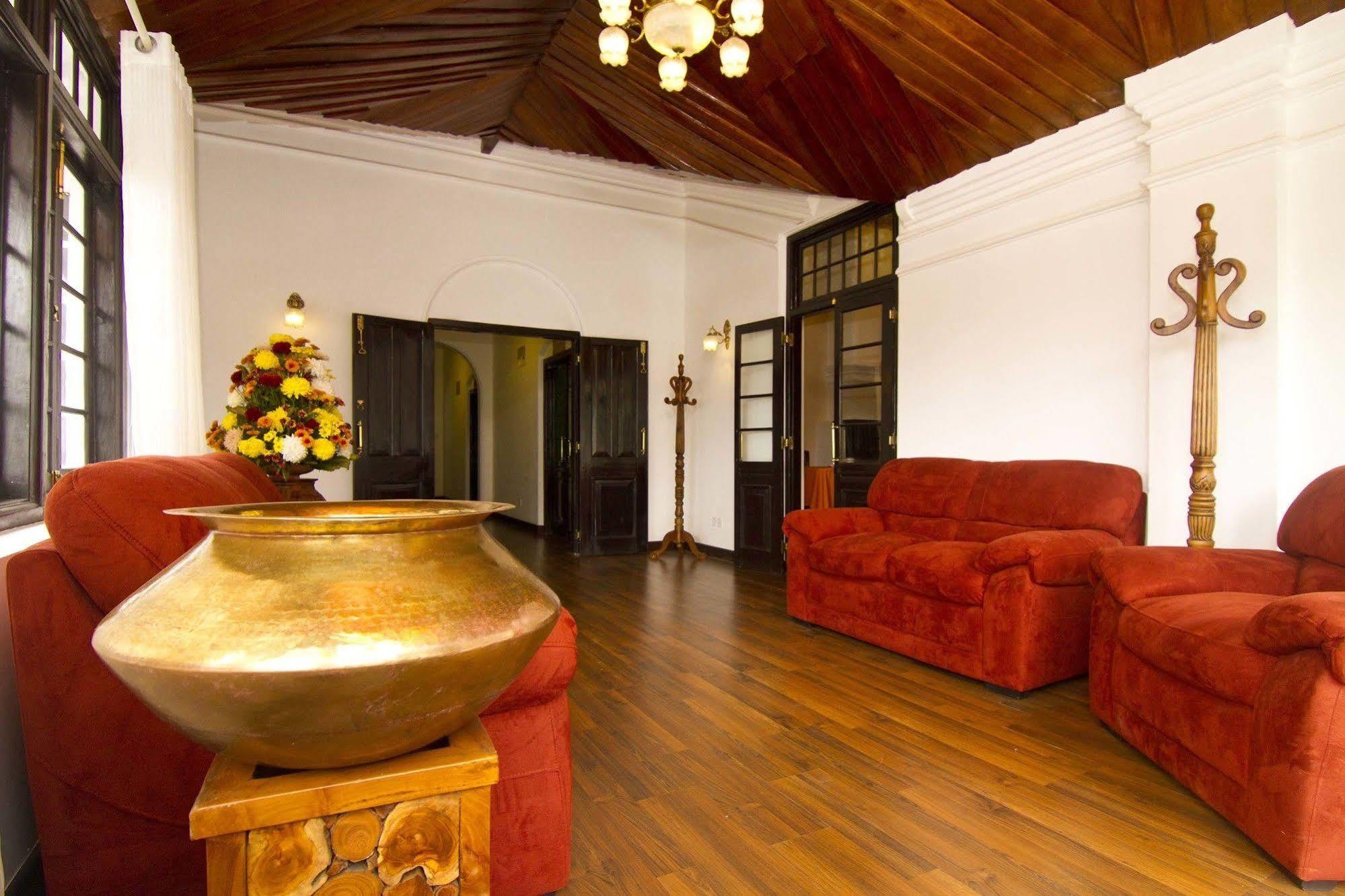 Serene Villa Nuwara Eliya Buitenkant foto