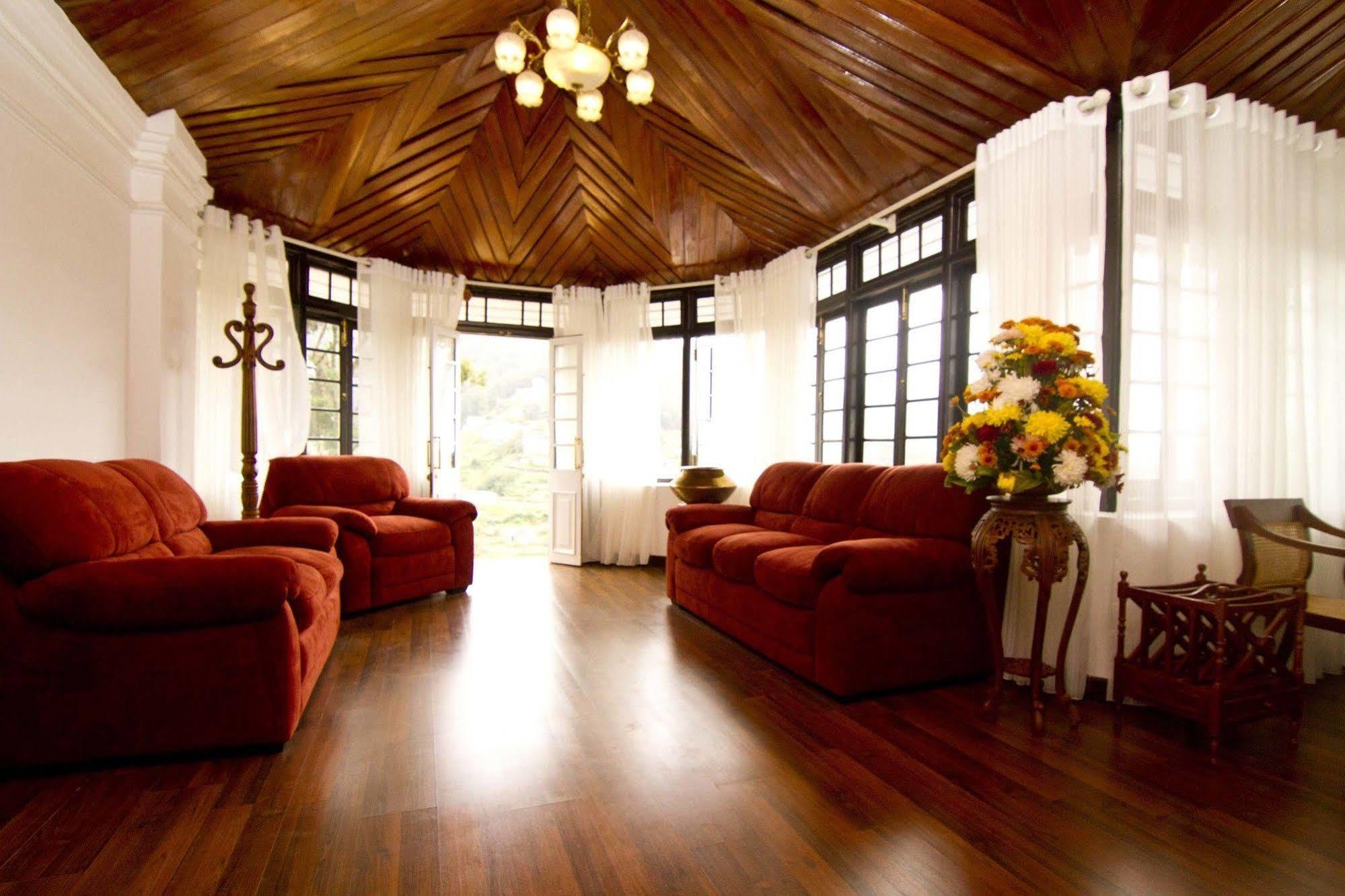 Serene Villa Nuwara Eliya Buitenkant foto